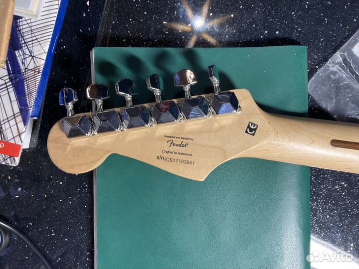 Электрогитара fender squier bullet strat