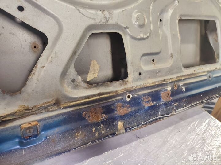 Дверь багажника Mitsubishi Pajero Sport