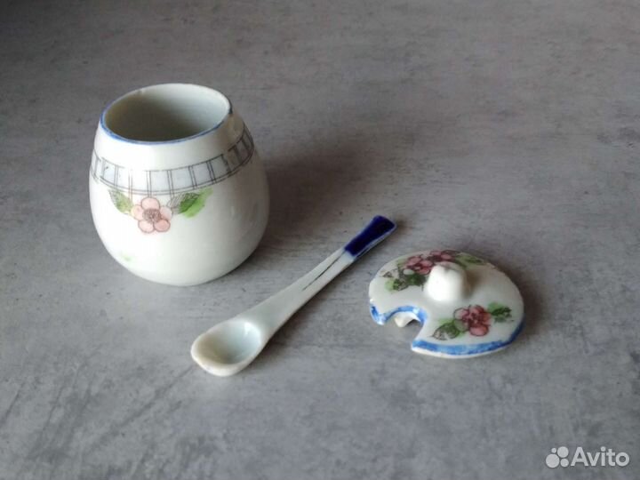 Сахарница фарфоровая