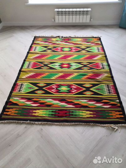 Ковер шерстяной ручной работы