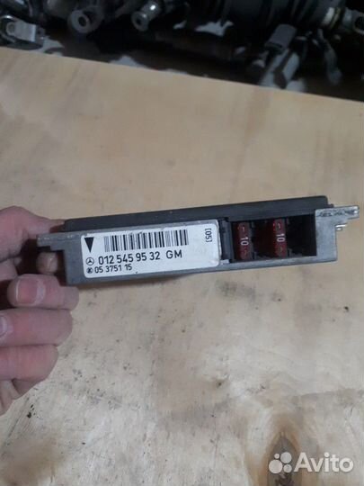 Блок управления GM 012 545 95 32 мерседес 140
