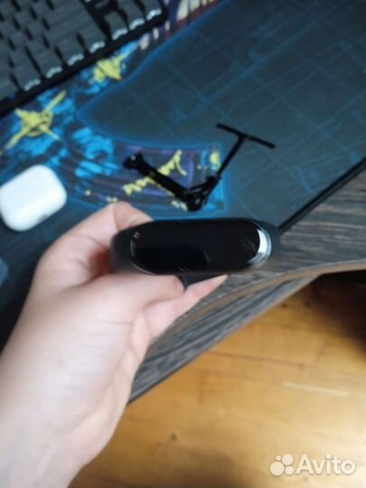 Часы мибенд 4