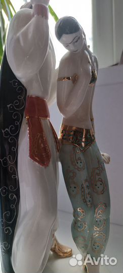 Фарфоровые статуэтки