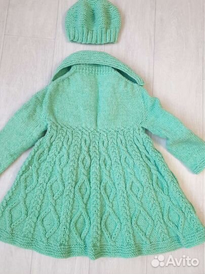 Берет безрукавка костюм вязаные 110 р-р
