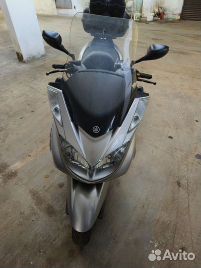 Скутер Yamaha Majesty 400