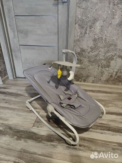 Шезлонг детский