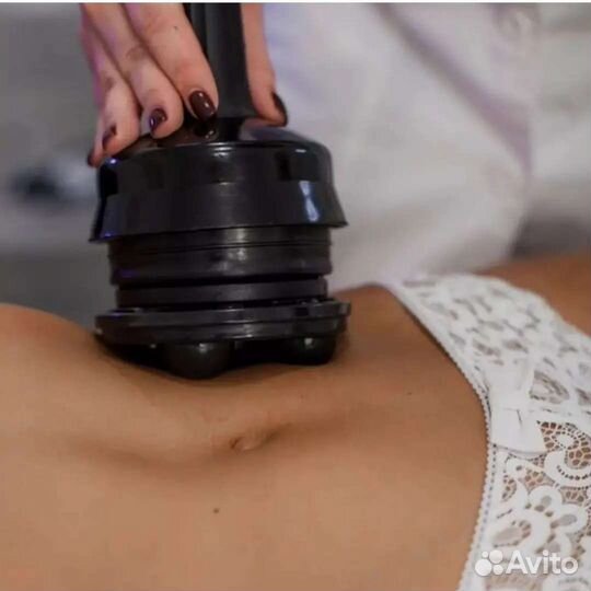 Массажист на аппарате