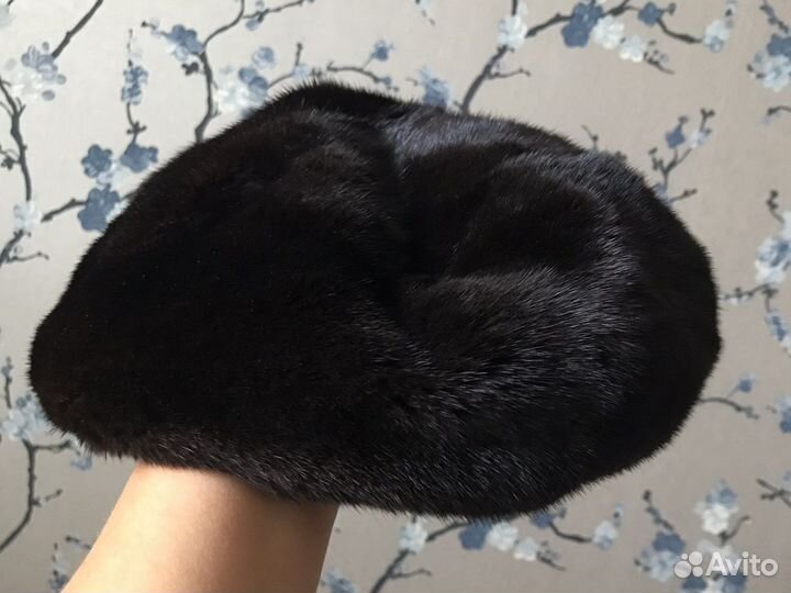 Берет женский норковый