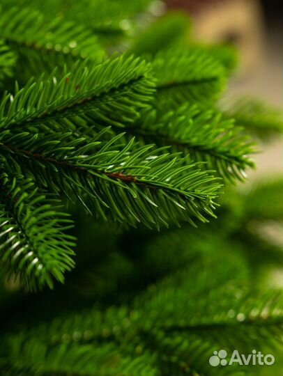 Ель искуственная