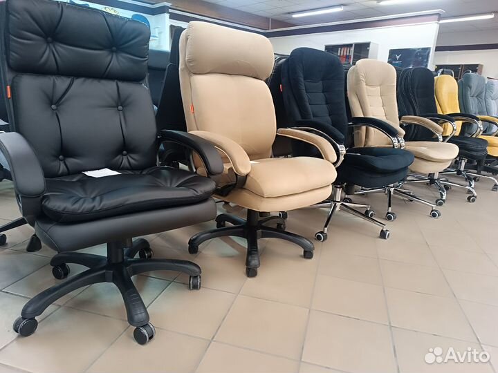 Компьютерные кресла в наличии в Калининграде