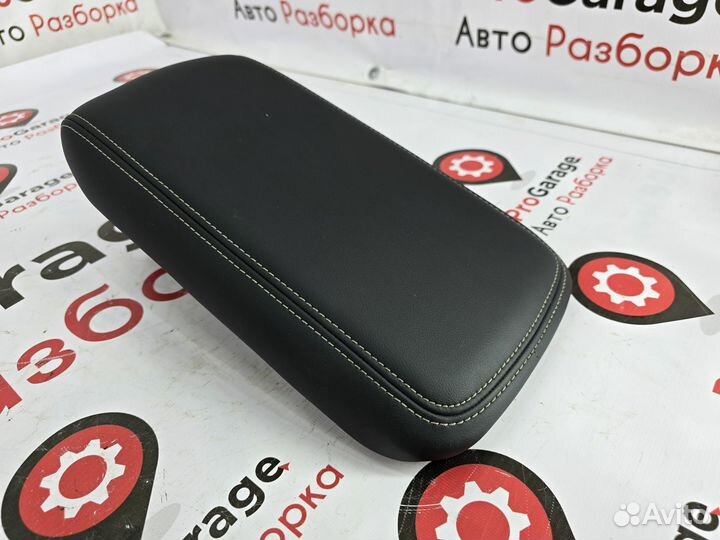 Подлокотник крышка консоли кожа Geely Coolray SX11