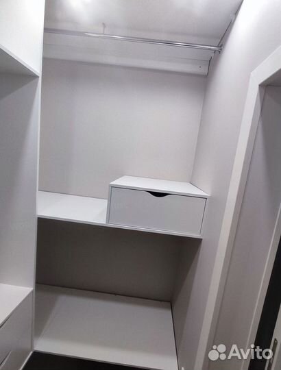 Стильные и удобные гардеробные в дом