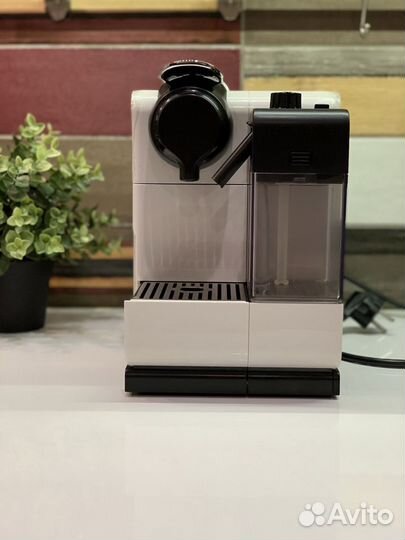 Капсульная кофемашина delonghi nespresso