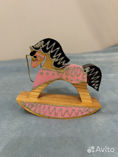 Лошадь деревянная елочная игрушка