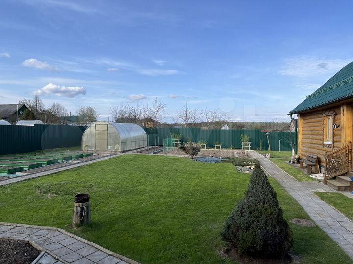 Дом 194,2 м² на участке 8 сот.