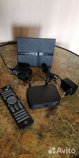 TV приставка медиаплеер с роутером