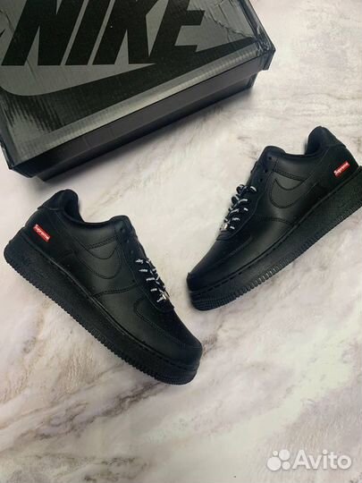 Nike Air Force 1 low Supreme