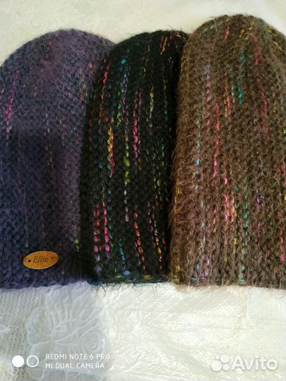 Шапки женские вязаные шерстяные.(новая)