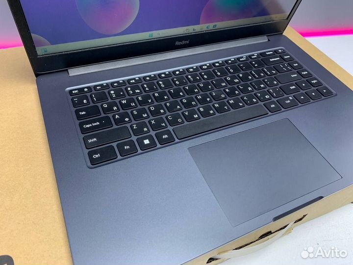 Мощный ультрабук Redmi на I3-11GEN/8GB/SSD