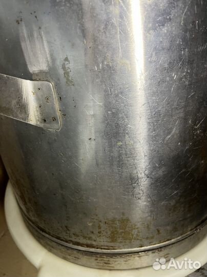 Кастрюля с крышкой из нержавейки