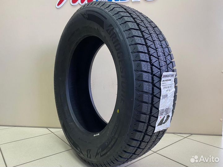 Bridgestone Blizzak DM-V3 215/65 R17 103T