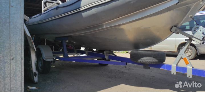 Лодка RIB (комбинированная)