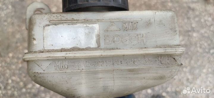 Бачок гтц тормозной жидкости форд фокус 1