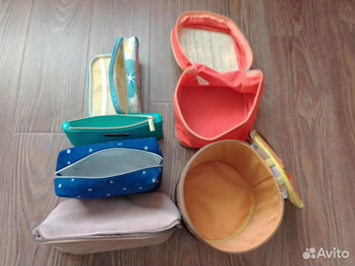 Набор косметичек для хранения.6 штук