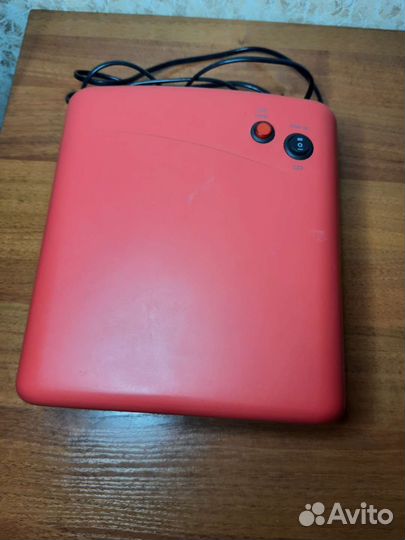 Уф лампа для ногтей