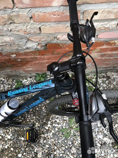 Велосипед на литых дисках