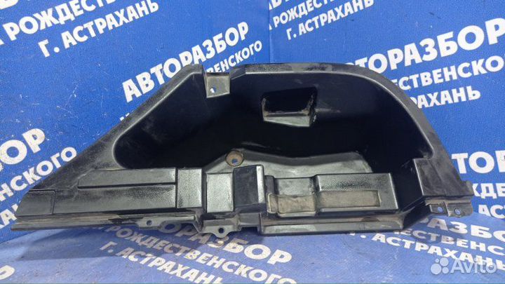 Ящик для инструмента Lexus Rx330 кроссовер 2005