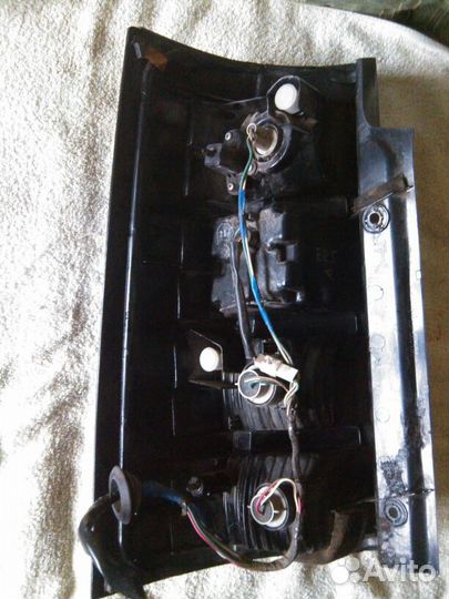 Toyota Sienta фонарь задний