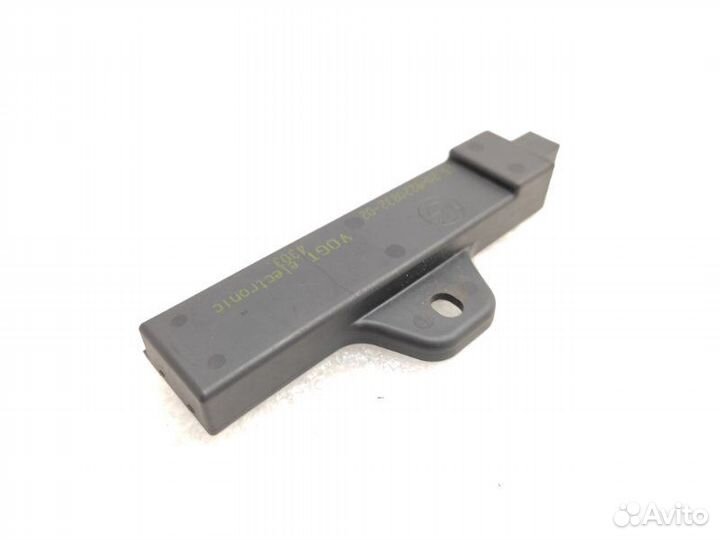 Антенна Bmw 5-Series F10 2011