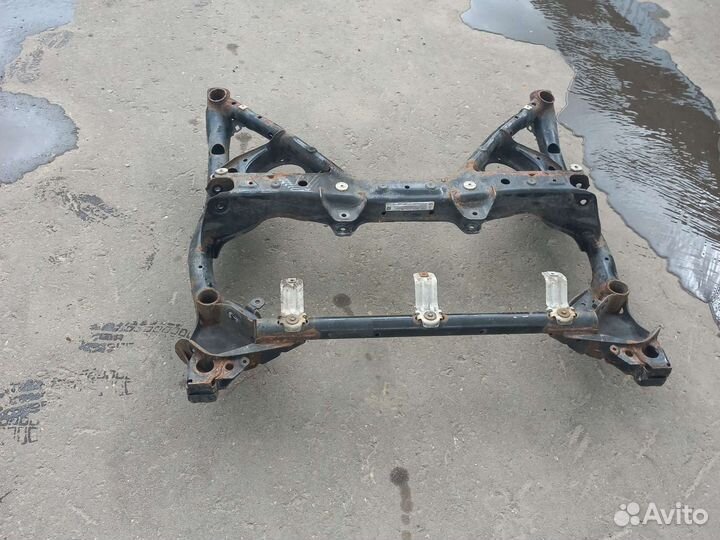 Подрамник передний bmw 320d F30