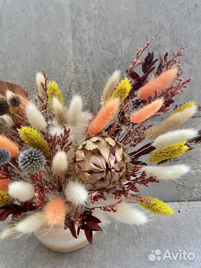 Композиция из сухоцветов Артишок