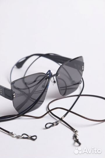 Шнурок кожаный для очков