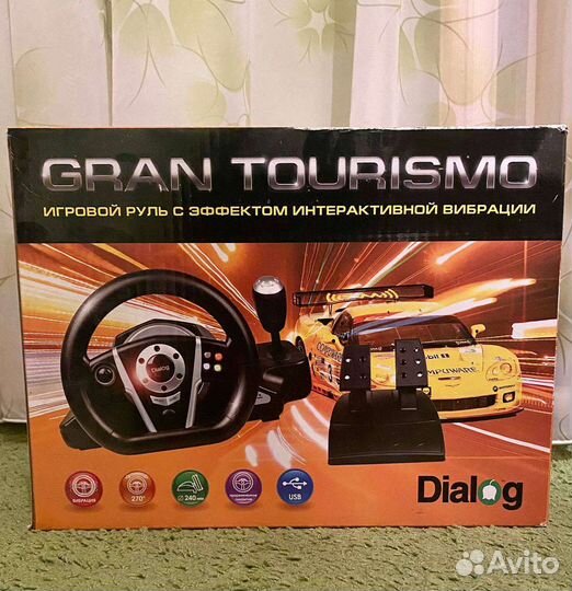 Игровой руль с педалями