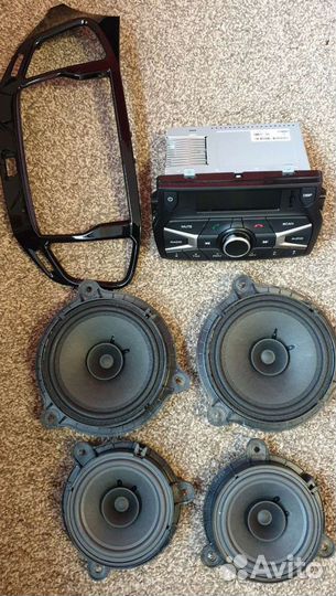 Комплект автомагнитола с колонками