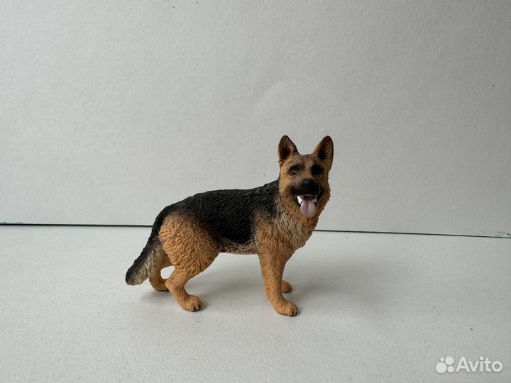 Фигурки собак schleich