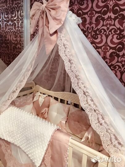 Бортики и балдахин в кроватку