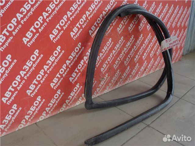 Уплотлотнитель двери передний правый Lifan Solano