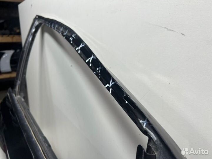 Дверь боковая передняя правая Volkswagen Polo 5