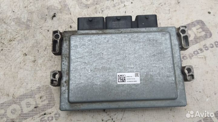 Блок управление двигателем Renault Logan 2