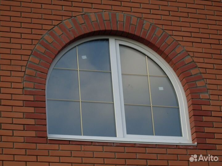 Арочное окно