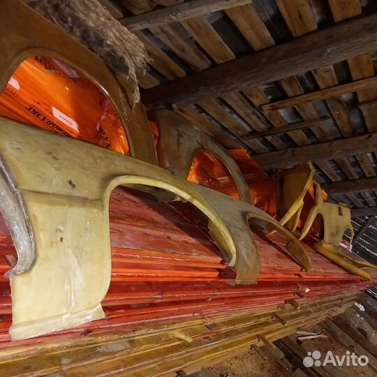 Пластиковые крылья ваз 2101