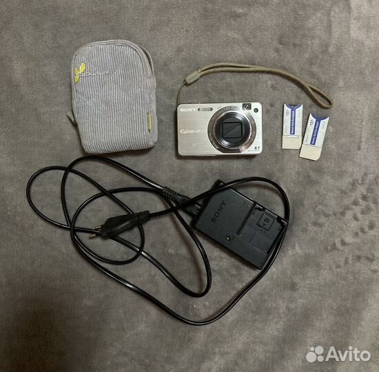 Компактный фотоаппарат sony cyber shot