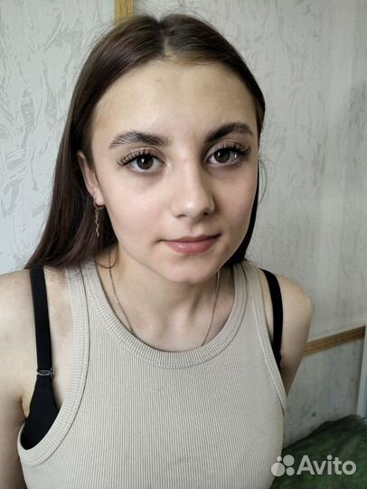 Мастер бровист