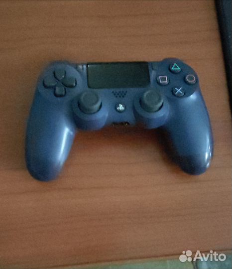 Продам геймпад ps4