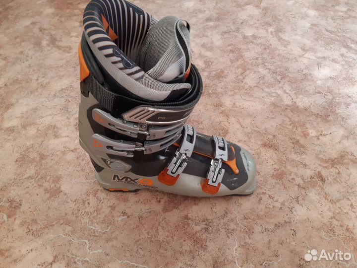 Горнолыжные ботинки fischer mx9 27.5(43)
