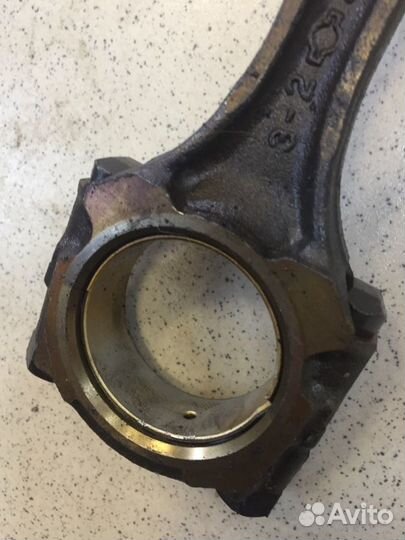 Поршень шатун Nissan Primera P12